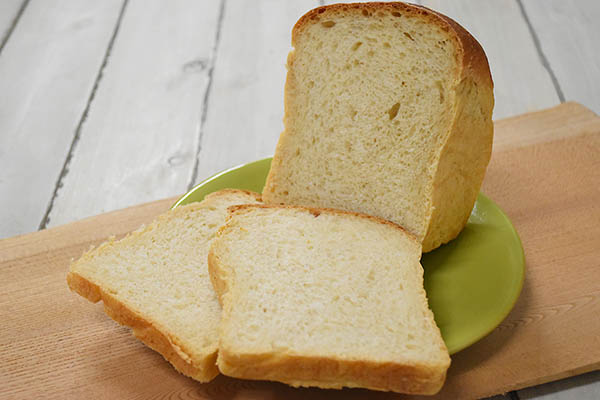 白殻五粉さんの国産小麦粉の食パン